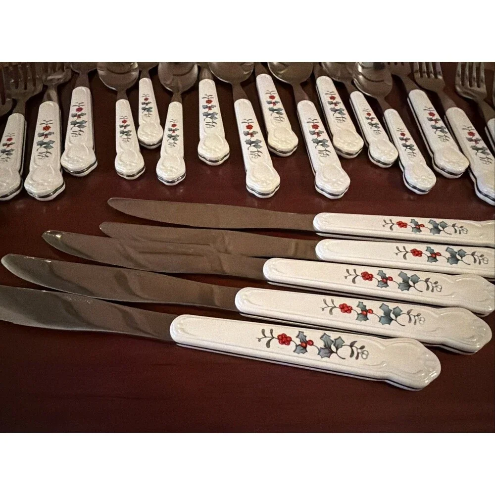 Pfaltzgraff WINTERBERRY Flatware 25 Pc. Set Christmas Holly Berry Service For 5!